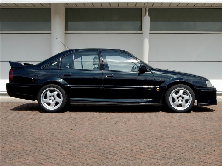vauxhall-lotus-carlton-classic-car-review-honest-john